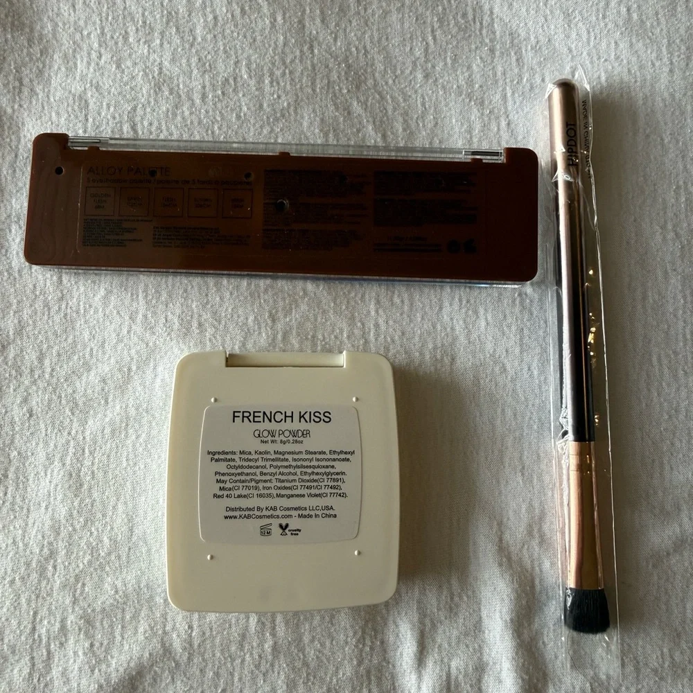 Make up bundle